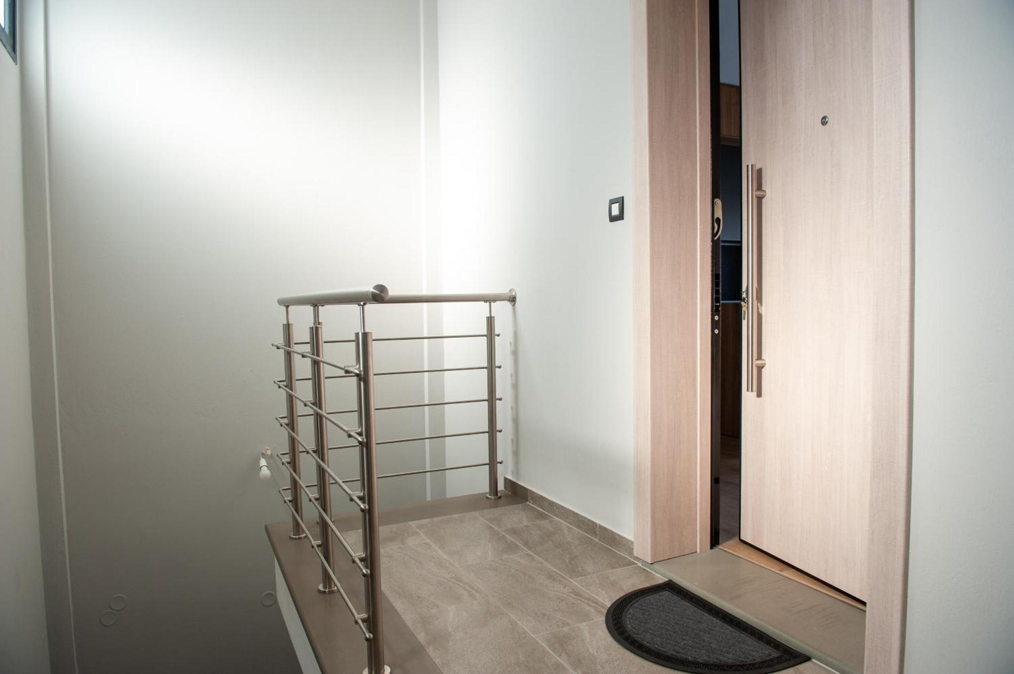 Lovely Guesthouse - 58M2 Mountain View Ioannina Exterior photo